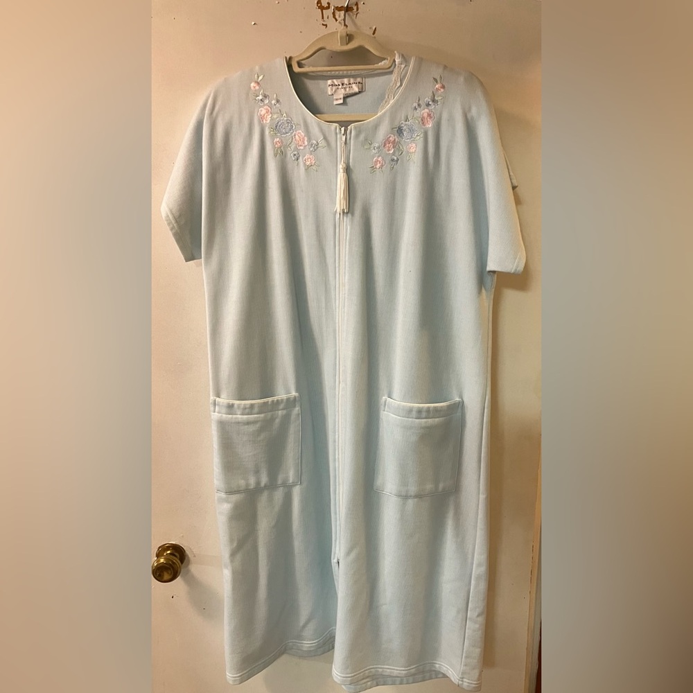 Miss Elaine Blue and White Stripe Nightgown and Robe Set